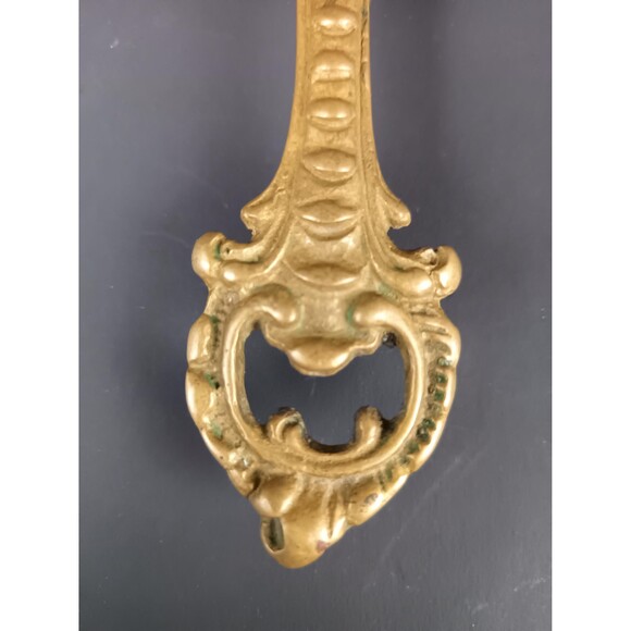 Victorian Cherub Hand Mirror With 4 Feet Highly Ornate Vintage Solid Brass - Picture 8 of 10
